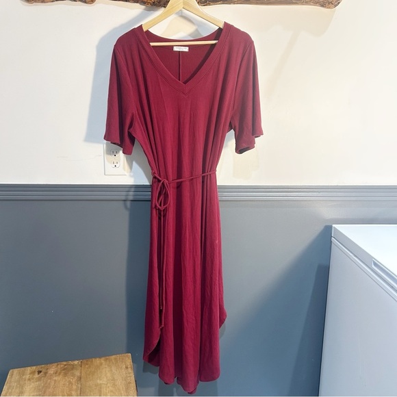 Chic Soul Shirt Dress in Burgundy with Tie Plus Size - Picture 2 of 12